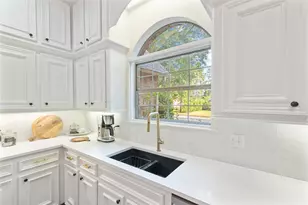 901 Longmire Rd, Conroe, TX 77304 - Photo 17