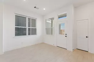 10130 Palm Spgs Pl, Iowa Colony, TX 77583 - Photo 9