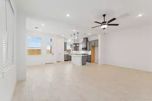 10130 Palm Spgs Pl, Iowa Colony, TX 77583 - Photo 7