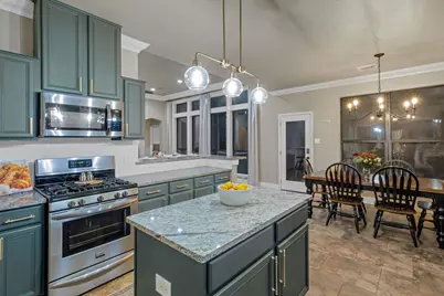 23989 Misty Lake Circle, New Caney, TX 77357 - Photo 9