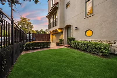 2006 Helena Street, Houston, TX 77002 - Photo 7