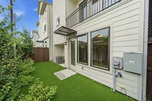 1720 Sedola Ln, Houston, TX 77055 - Photo 33