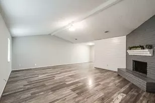 318 Blue Tail Dr, Houston, TX 77336 - Photo 3