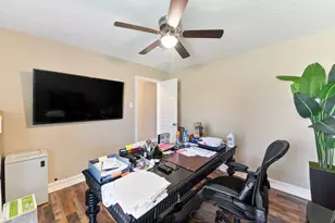 4302 Marchant Rd, Houston, TX 77047 - Photo 9