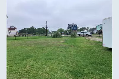 4408 Island Drive, Dickinson, TX 77539 - Photo 9