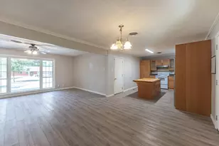 1529 Pin Oak Dr, Huntsville, TX 77340 - Photo 13