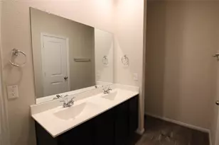 24010 Farmstead Dr, Hockley, TX 77447 - Photo 17