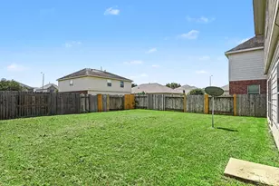 8431 Parapet Pl, Rosharon, TX 77583 - Photo 31