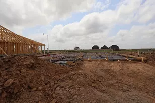 4721 Shelby Shr Dr, Texas City, TX 77591 - Photo 5