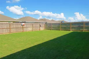 2419 Divot Ln, Navasota, TX 77868 - Photo 5