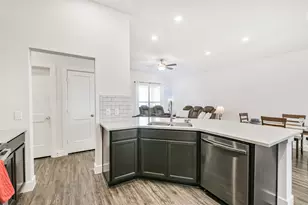 260 Shoreview Dr, Conroe, TX 77303 - Photo 13