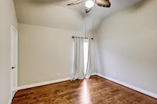 13407 Graham Springs Ct, Houston, TX 77044 - Photo 11