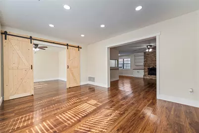 2107 N Fisher Court, Pasadena, TX 77502 - Photo 9