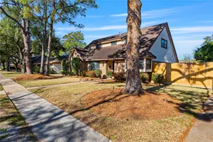 2107 N Fisher Ct, Pasadena, TX 77502 - Photo 5