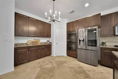 7 Churchdale Place, The Woodlands, TX 77382 - Photo 17