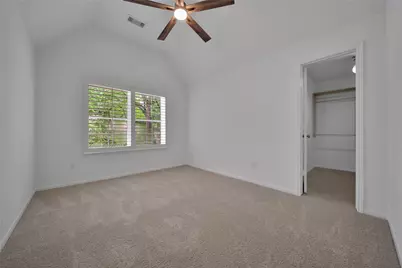 7 Churchdale Place, The Woodlands, TX 77382 - Photo 33