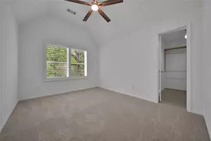 7 Churchdale Pl, The Woodlands, TX 77382 - Photo 33