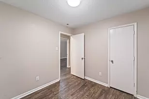 6827 Highwind Bend Ln, Katy, TX 77449 - Photo 17