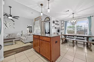 902 Marigold Rd, Baytown, TX 77521 - Photo 21