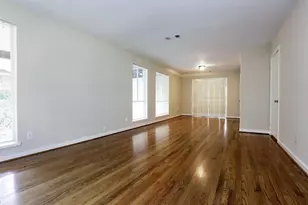 2102 Sheridan St, Houston, TX 77030 - Photo 3