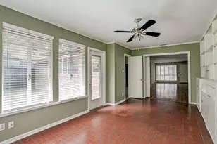 2102 Sheridan St, Houston, TX 77030 - Photo 5