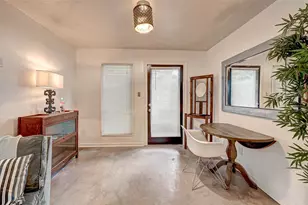 6018 1/2 Berendo St, Houston, TX 77092 - Photo 7