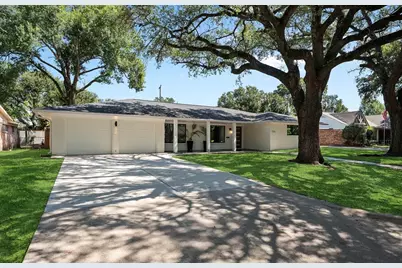 704 Fleetwood Street, Baytown, TX 77520 - Photo 3