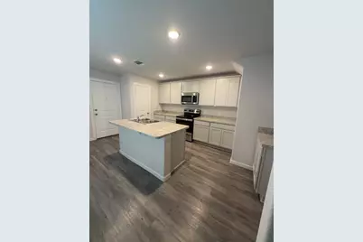 501 Hines Street #B, Willis, TX 77378 - Photo 3