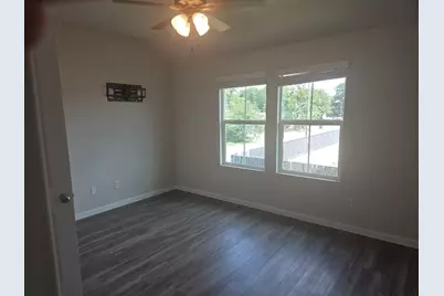 501 Hines Street #B, Willis, TX 77378 - Photo 9
