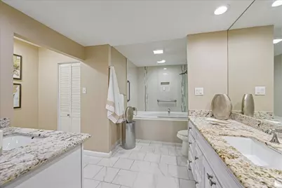 49 Briar Hollow Lane #505, Houston, TX 77027 - Photo 25