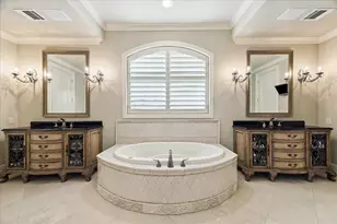 2242 Pelham Dr, Houston, TX 77019 - Photo 23