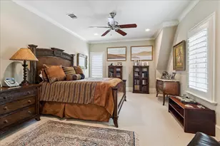 2242 Pelham Dr, Houston, TX 77019 - Photo 25