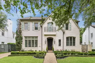 2242 Pelham Dr, Houston, TX 77019 - Photo 35