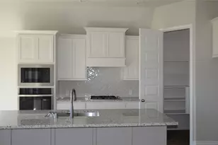 10511 Forfar Ln, Richmond, TX 77407 - Photo 9