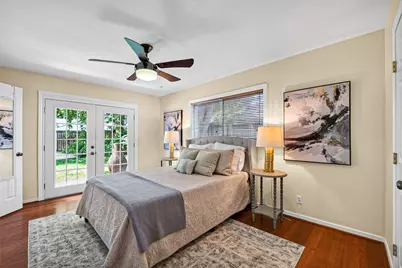 9650 Meadowcroft Drive, Houston, TX 77063 - Photo 25
