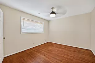 9650 Meadowcroft Dr, Houston, TX 77063 - Photo 29