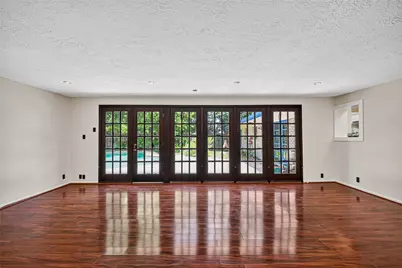 9650 Meadowcroft Drive, Houston, TX 77063 - Photo 23