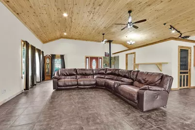 5950 County Road 331, Plantersville, TX 77363 - Photo 7