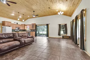 5950 County Rd 331, Plantersville, TX 77363 - Photo 7