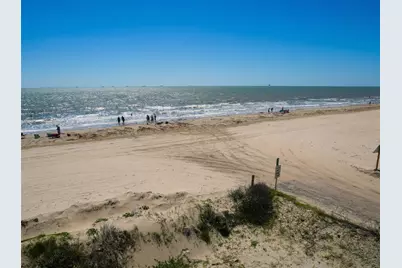 993 Gulf Road, Crystal Beach, TX 77650 - Photo 17