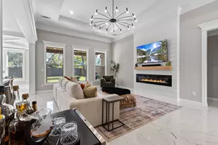 245 W Caldwood Dr, Beaumont, TX 77707 - Photo 11