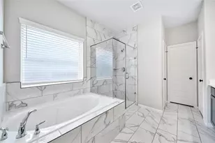 215 Little Dog Dr, Montgomery, TX 77356 - Photo 13