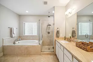 239 W 27th St, Houston, TX 77008 - Photo 17