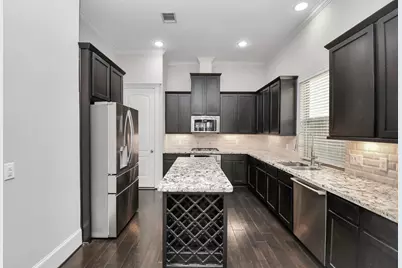 239 W 27th Street, Houston, TX 77008 - Photo 3