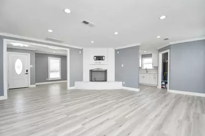 9126 Troulon Drive, Houston, TX 77036 - Photo 15