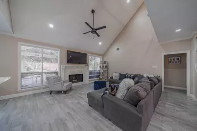 3119 Scenic Elm Street, Houston, TX 77059 - Photo 11