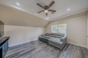 3119 Scenic Elm St, Houston, TX 77059 - Photo 21
