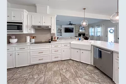 626 Sunset Trail, Angleton, TX 77515 - Photo 19