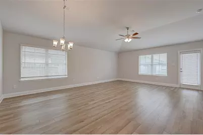 13901 Seneca Lake Drive, Texas City, TX 77568 - Photo 5