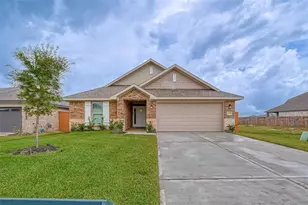 13901 Seneca Lk Dr, Texas City, TX 77568 - Photo 1